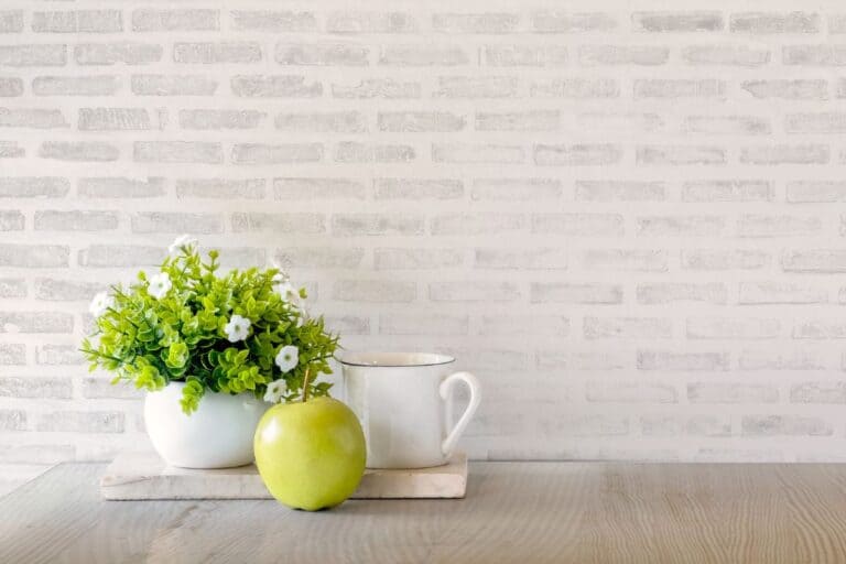 Minimalist kitchen counter display