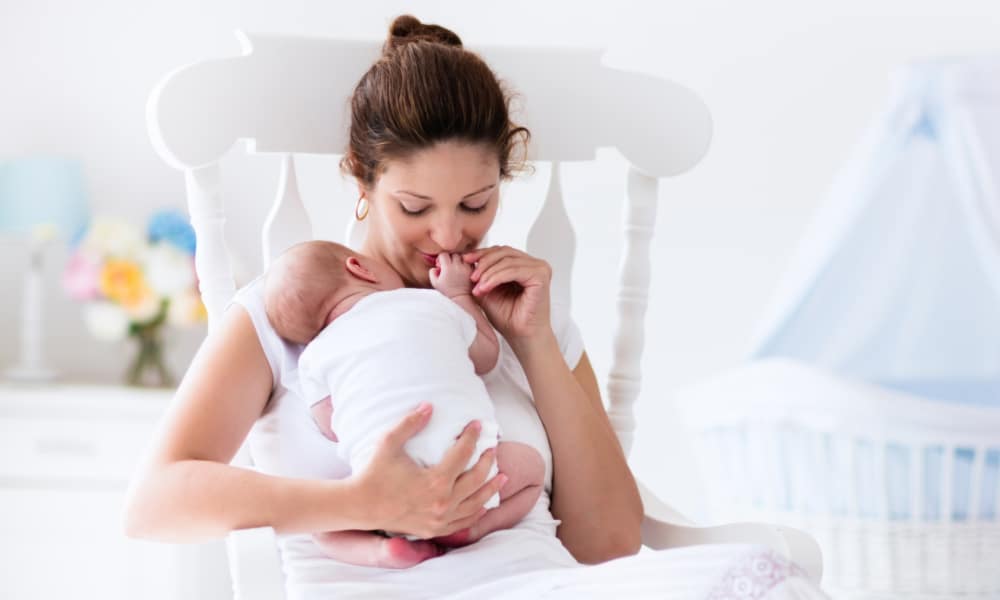 Life with a newborn- tips for new moms
