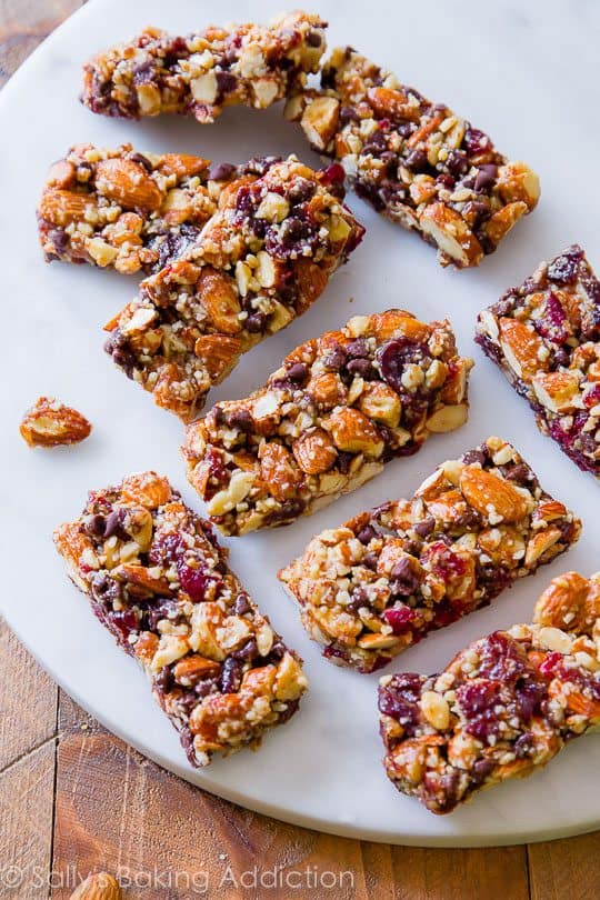 Chocolate cherry almond snack bars-healthy breakfast idea