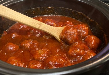 easy homemade meatballs in crockpot