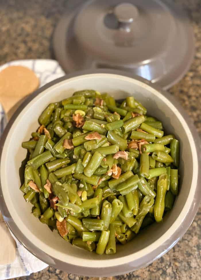 Finished Instant Pot Green Beans with bacon