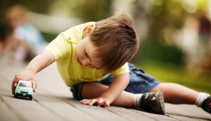 potty training stubborn toddler boy who won't stop playing!