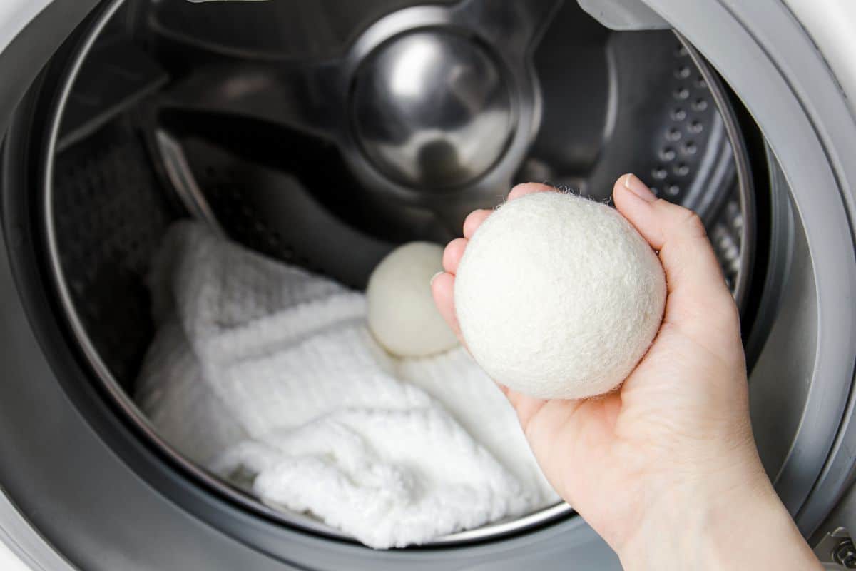 The Problem with Homemade Laundry Detergent (and other unpopular