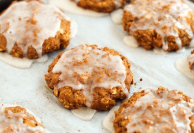 oatmeal gingerbread cookies-featured image