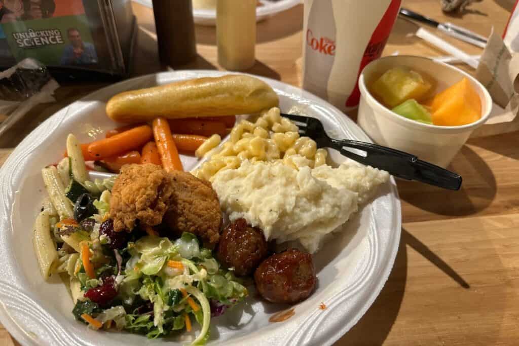 Ark Encounter restaurant review- lunch buffet food