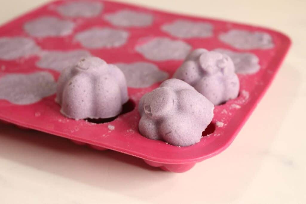 Bubble bath melts after hardening in a silicone mold.