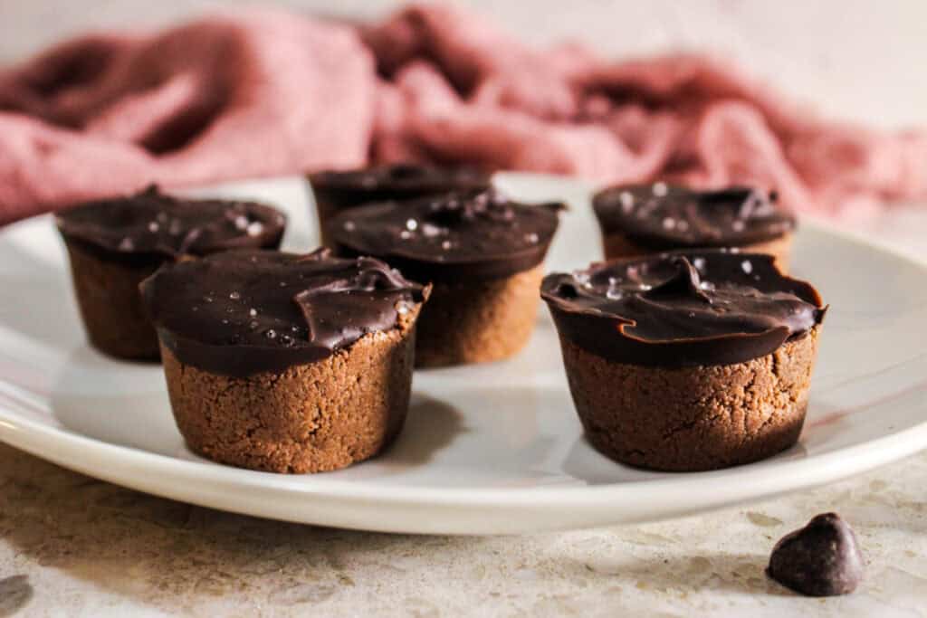 Finished brownie bites on plate.